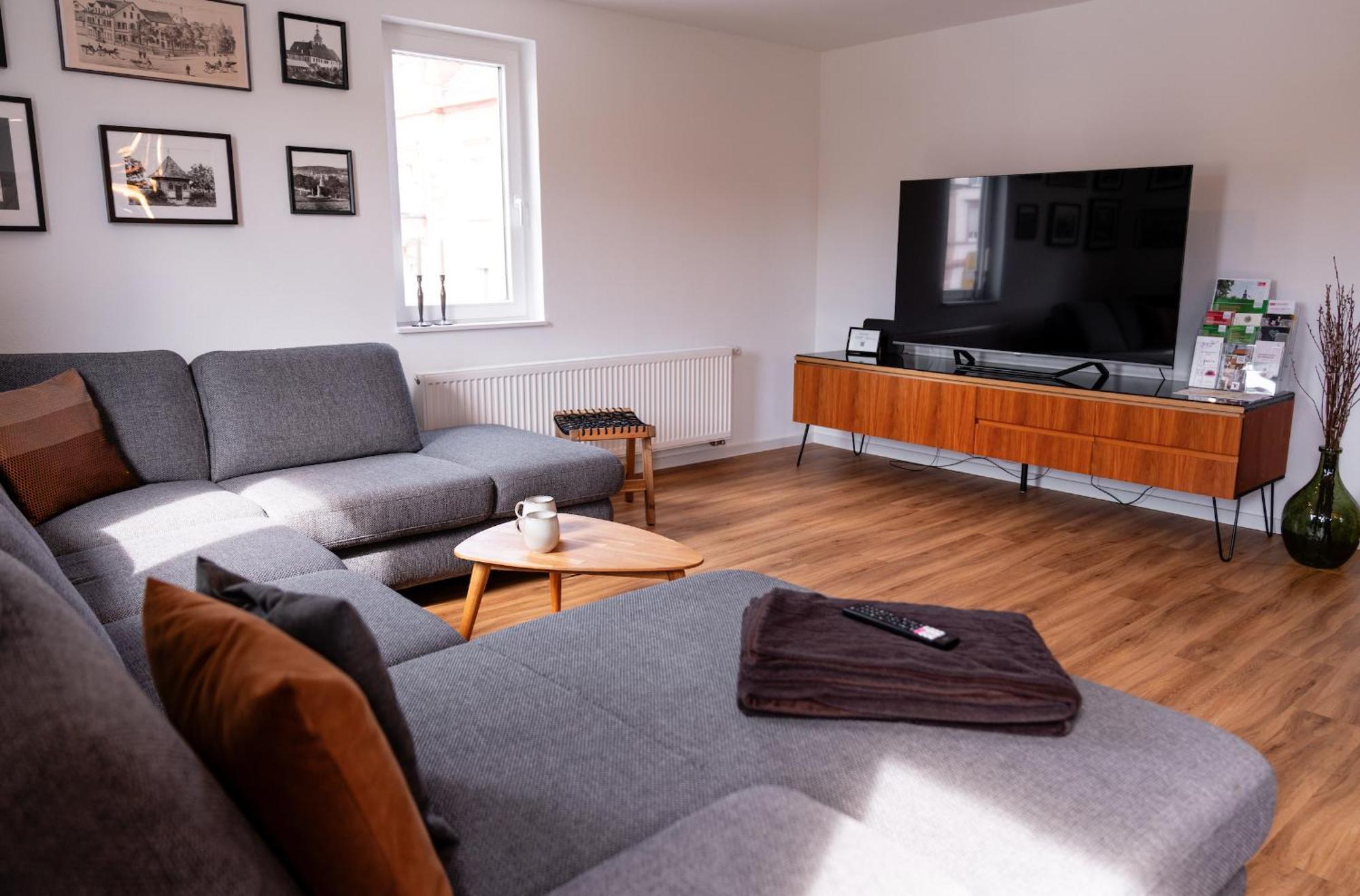 Apartment Zentrale Maisonette-wohnung In Tbb *